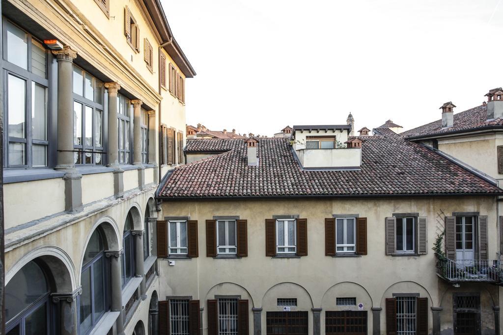 La Corte Antica Lägenhet Bergamo Rum bild